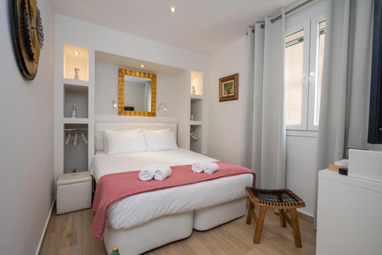 Dema Luxury Suites - Perikleous E1 アテネ エクステリア 写真